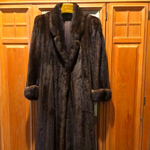 Lunaraine mink coat size small